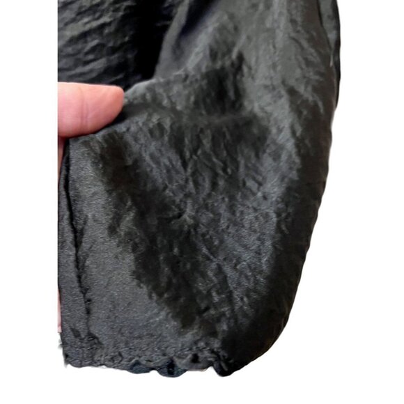 Vertical Small Black Sateen Tunic 3/4 Sleeve - Picture 4 of 6